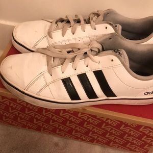 Men’s size 10 Adidas shoes.